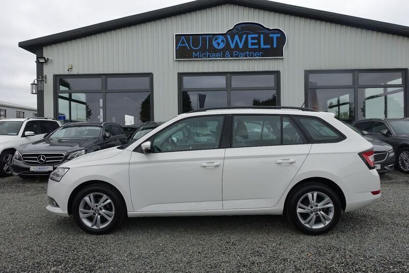 Weiß Gebraucht 2022 Skoda Fabia Kombi | 14.380 € (Fairer Preis) - Bild 1/4