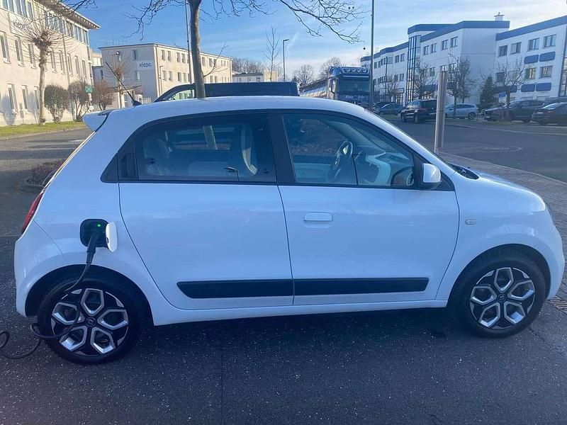 Gebraucht Renault Twingo Zen 60 kW (82 PS) 2022 Weiß Kleinwagen