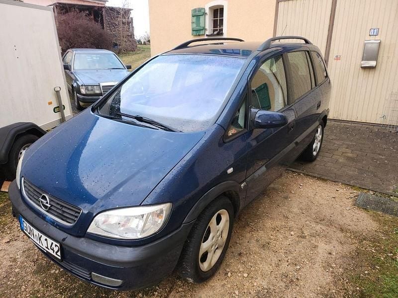 Gebraucht Opel Zafira 147 PS (108 kW) 2002 Blau Van / Kleinbus