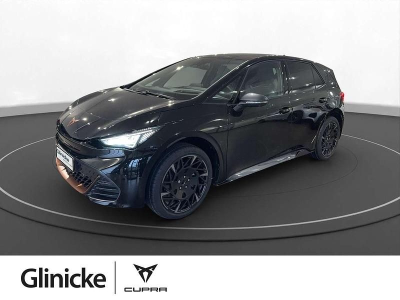 Midnight black metallic Gebraucht 2025 Cupra Born VZ Kleinwagen | 50.790 € (Etwas zu teuer) - Bild 1/1