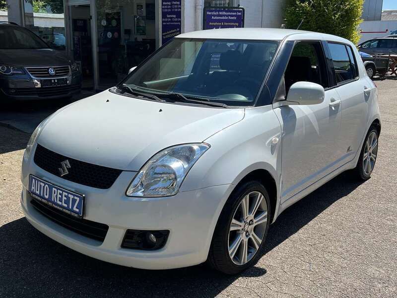 Weiß Gebraucht 2008 Suzuki Swift Kleinwagen | 4.990 € - Bild 1/4