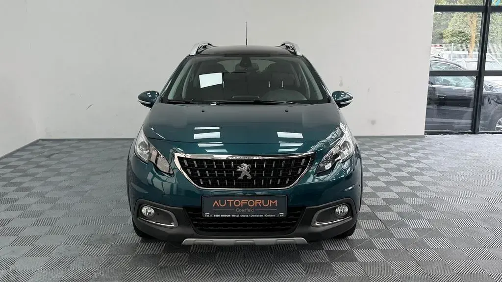 Gebraucht Peugeot 2008 Allure 110 PS (80 kW) 2017 Grün SUV