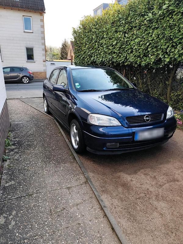Gebraucht Opel Astra 101 PS (74 kW) 2000 Blau Coupé