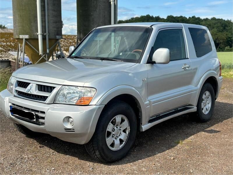 Silber Gebraucht 2002 Mitsubishi Pajero SUV | 3.850 € (Guter Preis) - Bild 1/4