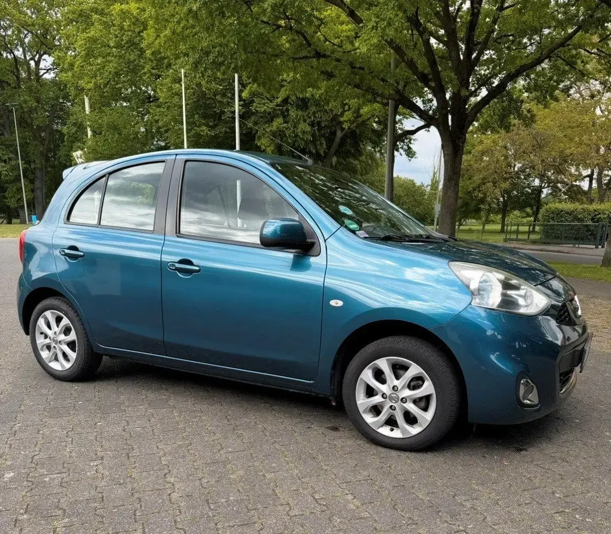 Gebraucht Nissan Micra Acenta 80 PS (58 kW) 2013 Blau Kleinwagen