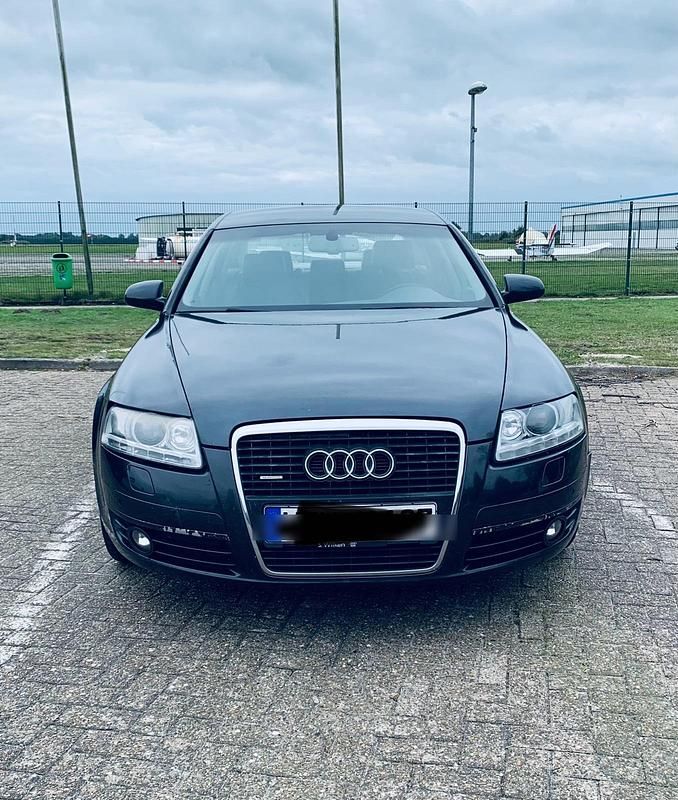 Grau Gebraucht 2005 Audi A6 Limousine | 2.100 € (Superpreis) - Bild 1/4