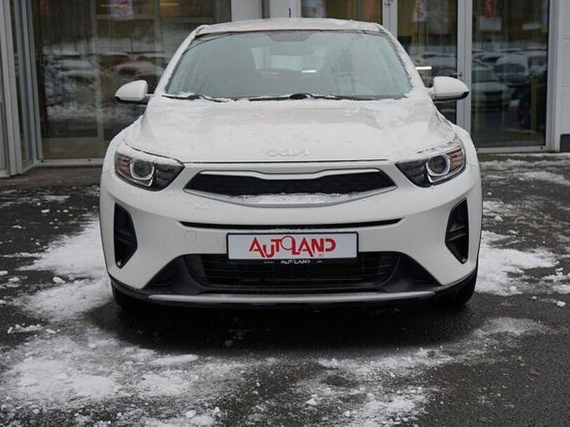 Gebraucht Kia Stonic Edition 7 84 PS (61 kW) 2022 Weiß SUV
