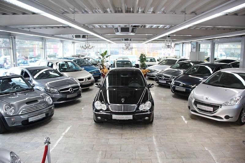 Gebraucht Mercedes C240 170 PS (125 kW) 2000 Schwarz Limousine