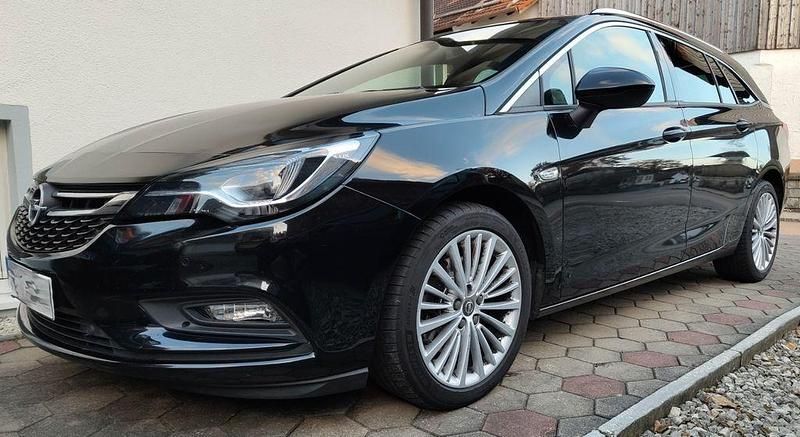 Schwarz Gebraucht 2019 Opel Astra Ultimate Kombi | 10.400 € (Fairer Preis) - Bild 1/4