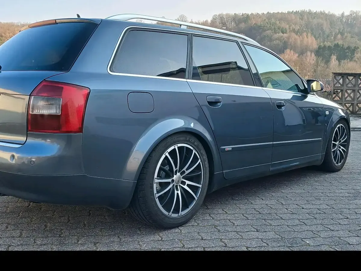 Gebraucht Audi A4 180 PS (132 kW) 2003 Grau Kombi