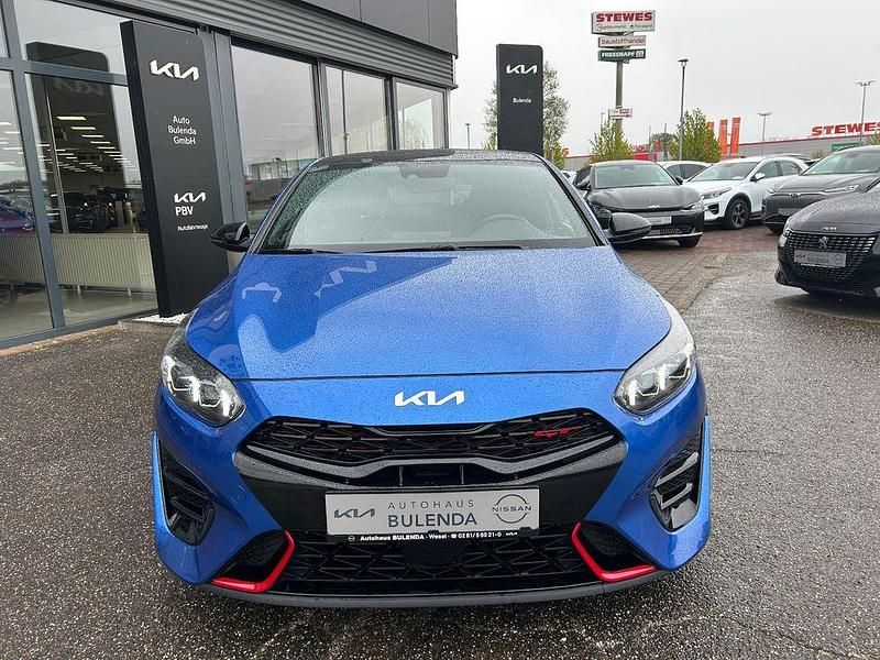 Gebraucht Kia ProCeed Comfort 204 PS (150 kW) 2023 Blau Kombi