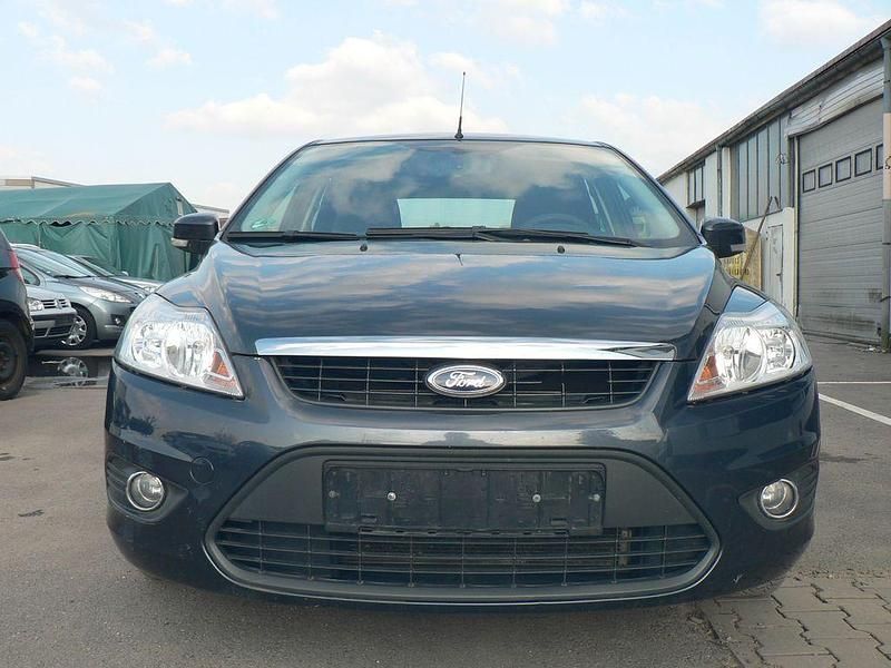 Gebraucht Ford Focus Style 125 PS (91 kW) 2009 Grau Limousine