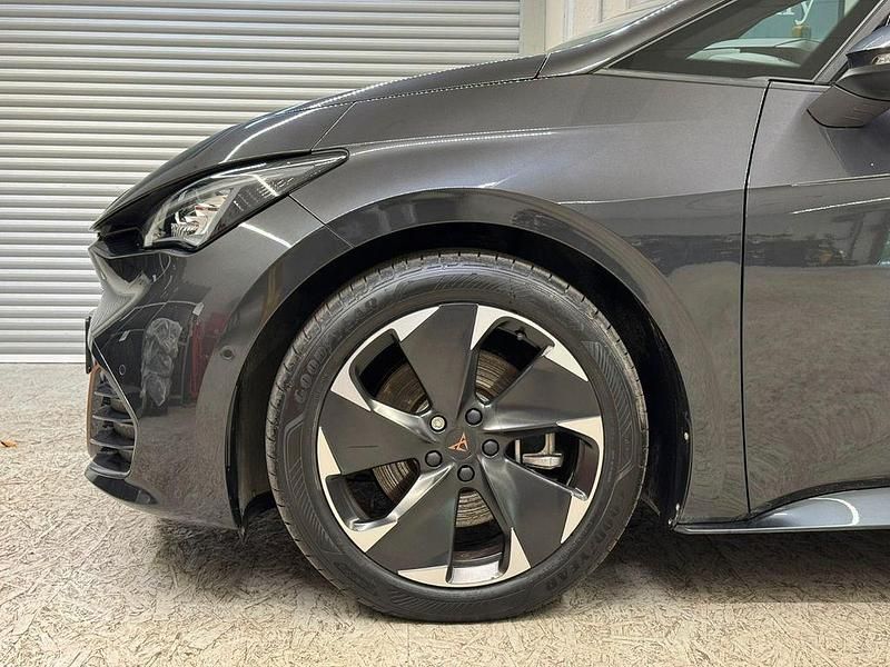 Second-hand Cupra Born e-Boost 169 kW (231 CP) 2023 Gri Hatchback