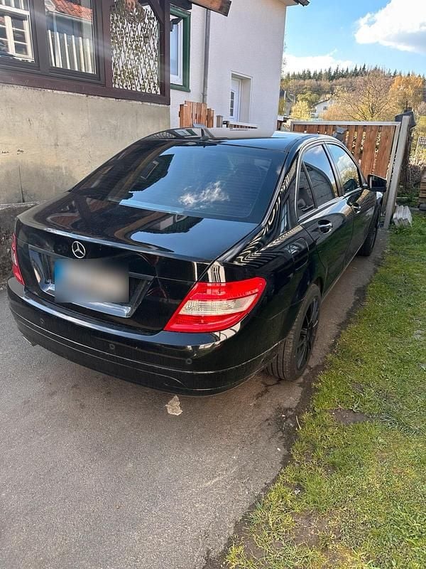 Gebraucht Mercedes C200 184 PS (135 kW) 2008 Schwarz Limousine
