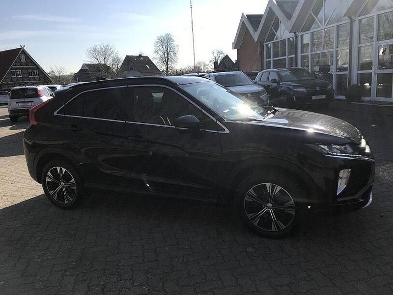 Gebraucht Mitsubishi Eclipse Cross Active 163 PS (119 kW) 2019 Pantherschwarz SUV