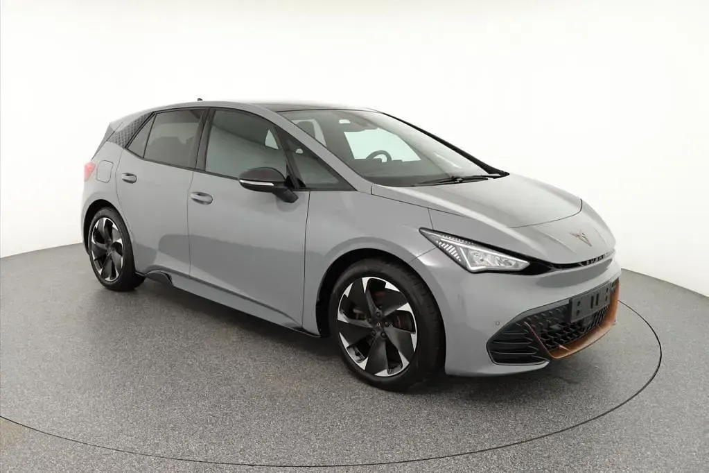 Usata Cupra Born e-Boost 169 kW (231 CV) 2023 Grigio Utilitaria