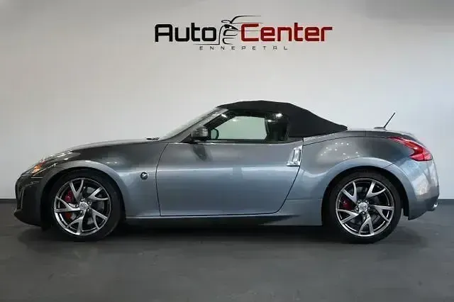 Gebraucht Nissan 370Z Pack 328 PS (241 kW) 2017 Grau Cabrio