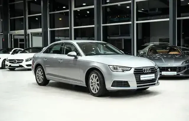 Używany Audi A4 Basis 190 KM (139 kW) 2016 Srebrny Sedan/Limuzyna