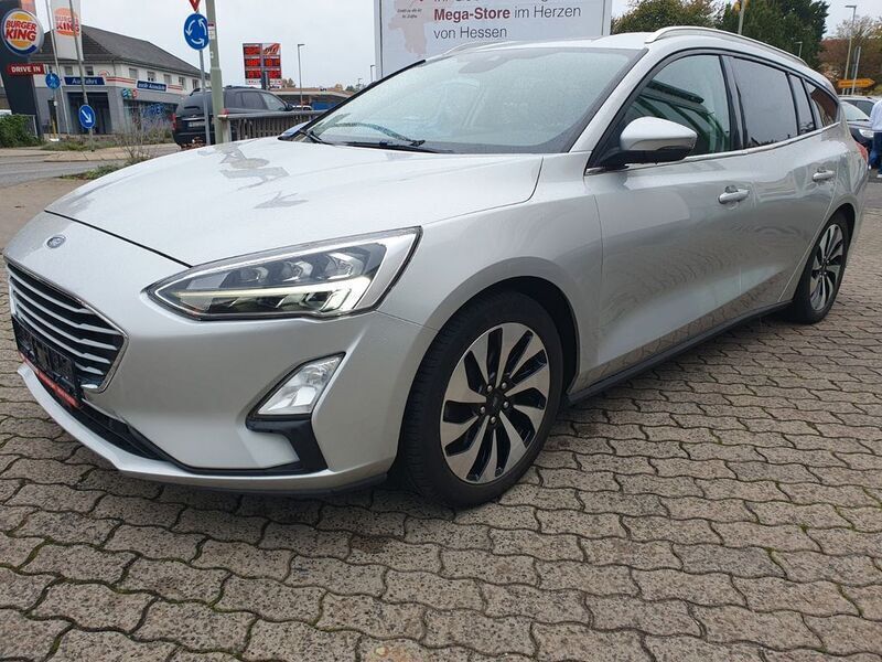 Silber Gebraucht 2019 Ford Focus Kombi | 14.800 € (Fairer Preis) - Bild 1/4