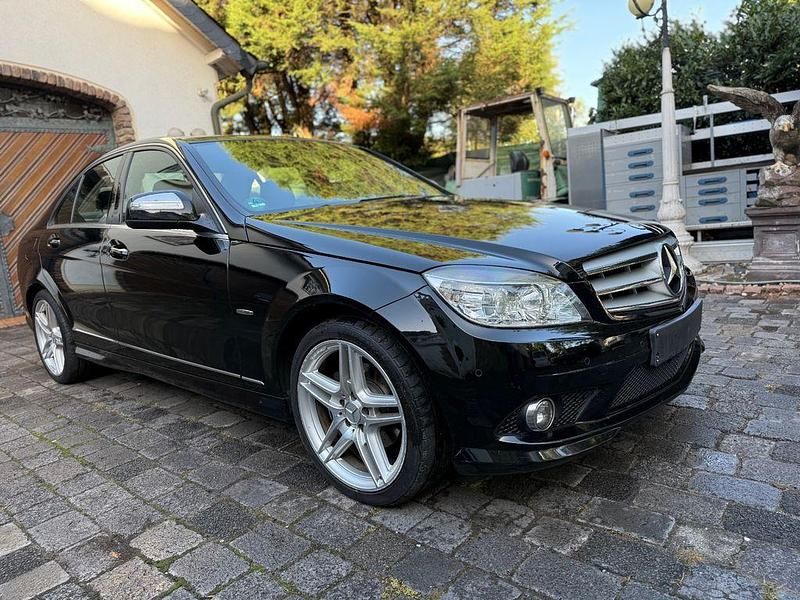 Schwarz Gebraucht 2008 Mercedes C180 AMG Limousine | 9.450 € (Fairer Preis) - Bild 1/4
