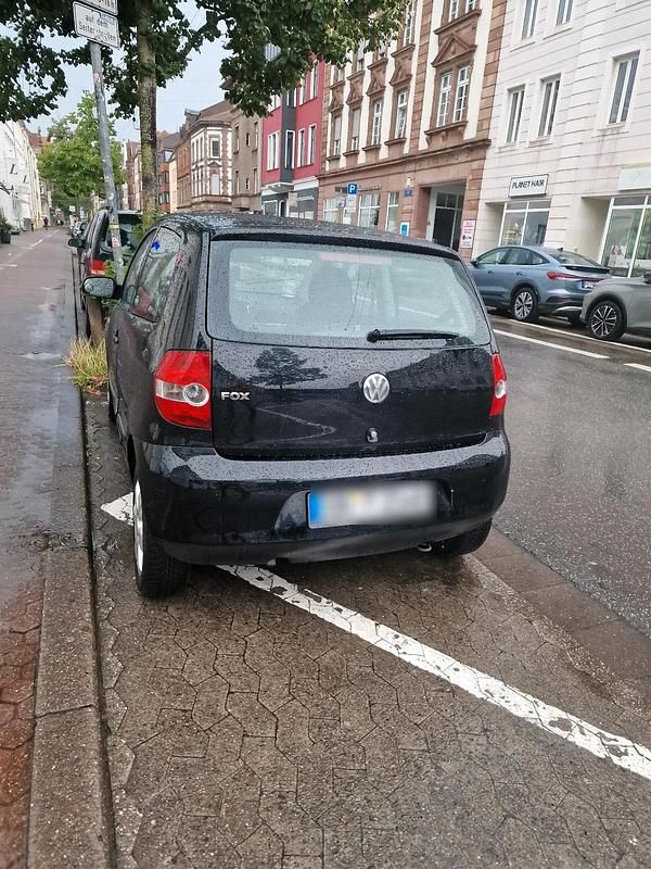 Schwarz Gebraucht 2005 VW Fox Kleinwagen | 1.399 € (Fairer Preis) - Bild 1/4