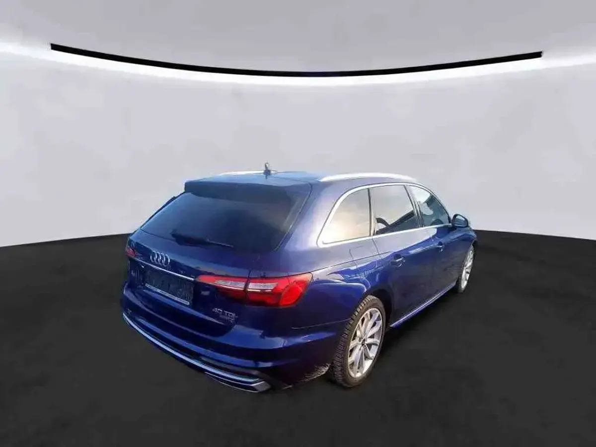 Gebraucht Audi A4 204 PS (150 kW) 2023 Blau Kombi