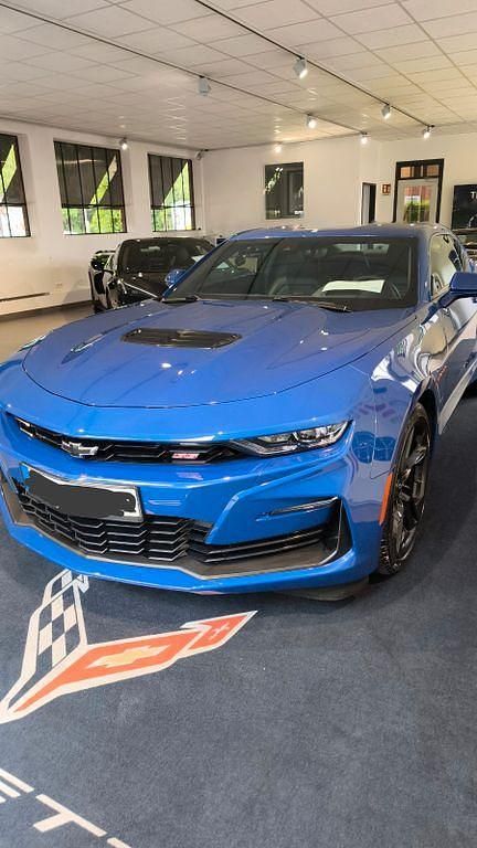 Blau Gebraucht 2021 Chevrolet Camaro Coupé | 43.000 € (Guter Preis) - Bild 1/4