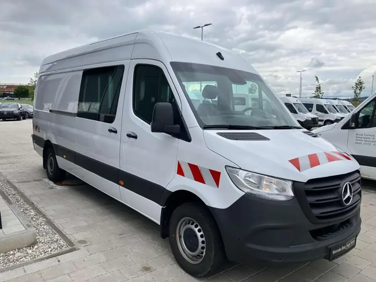 Gebraucht Mercedes Sprinter 150 PS (110 kW) 2022 Weiss Van