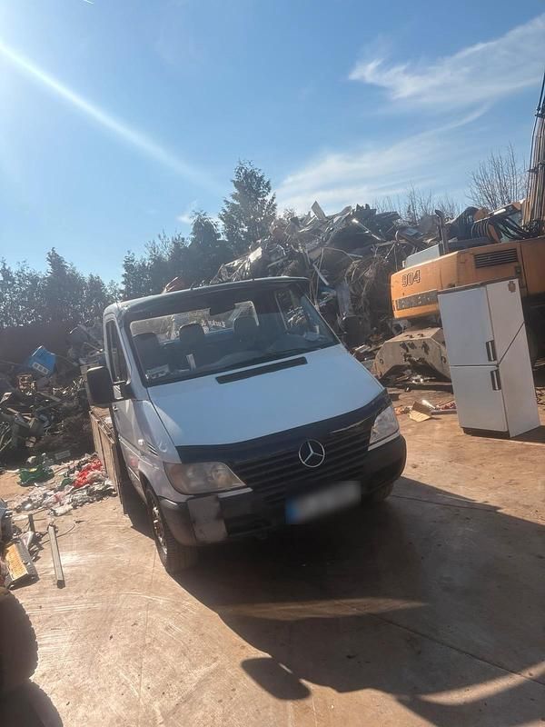 Second-hand Mercedes Sprinter 109 CP (80 kW) 2000 Alb