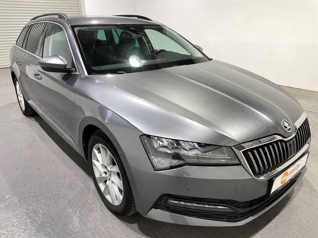 Gebraucht Skoda Superb Ambition 200 PS (147 kW) 2022 Grau Kombi