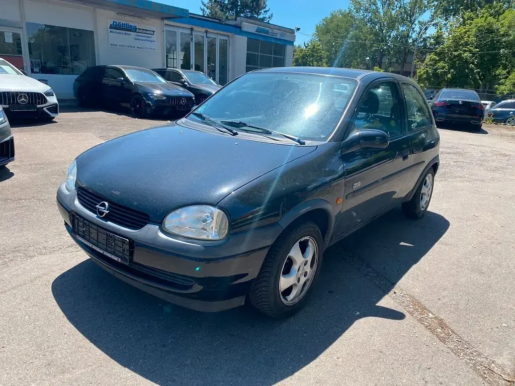 Gebraucht Opel Corsa Edition 65 PS (47 kW) 2001 Schwarz Kleinwagen
