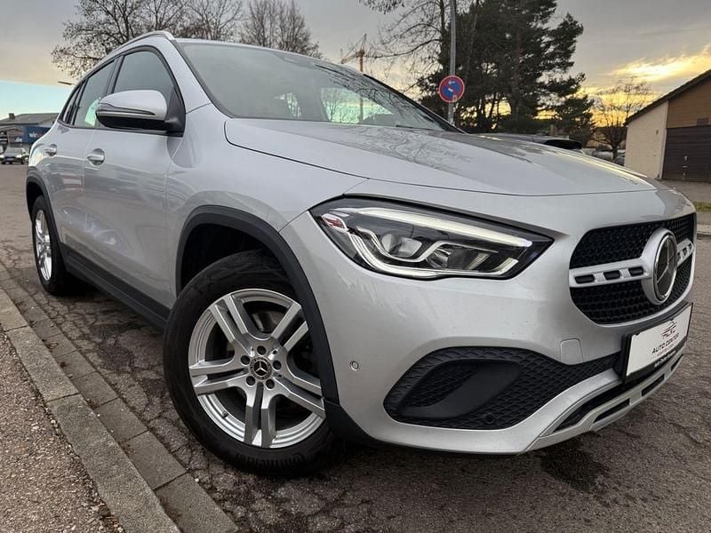 Gebraucht Mercedes GLA220 190 PS (139 kW) 2021 Silber SUV