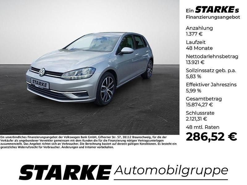Tungsten silver metallic (metallic) Gebraucht 2019 VW Golf VII Comfortline Limousine | 15.298 € (Fairer Preis) - Bild 1/4