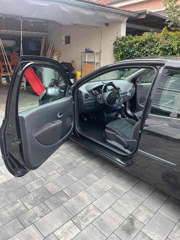 Gebraucht Renault Clio II 75 PS (55 kW) 2007 Schwarz Kleinwagen