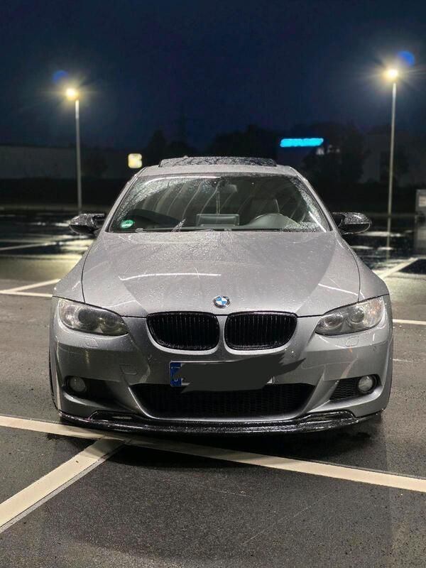 Grau Gebraucht 2009 BMW 330 M Sport Coupé | 14.300 € (Fairer Preis) - Bild 1/4