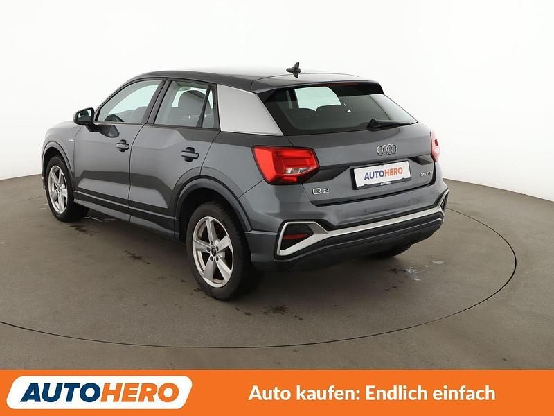 Gebraucht Audi Q2 S-Line 150 PS (110 kW) 2020 Grau SUV