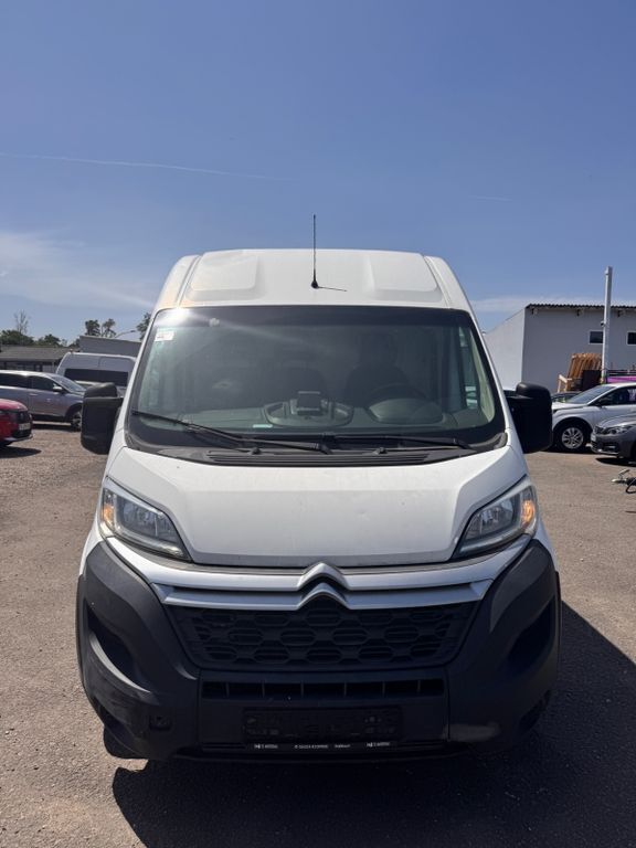 Weiß Gebraucht 2019 Citroën Jumper Van / Kleinbus | 9.500 € (Superpreis) - Bild 1/4