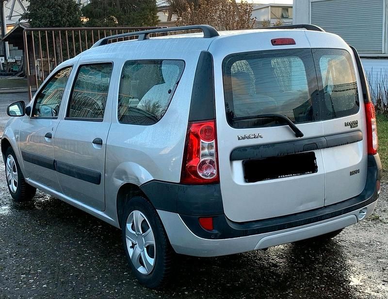 Gebraucht Dacia Logan Lauréate 87 PS (63 kW) 2008 Silber Kombi