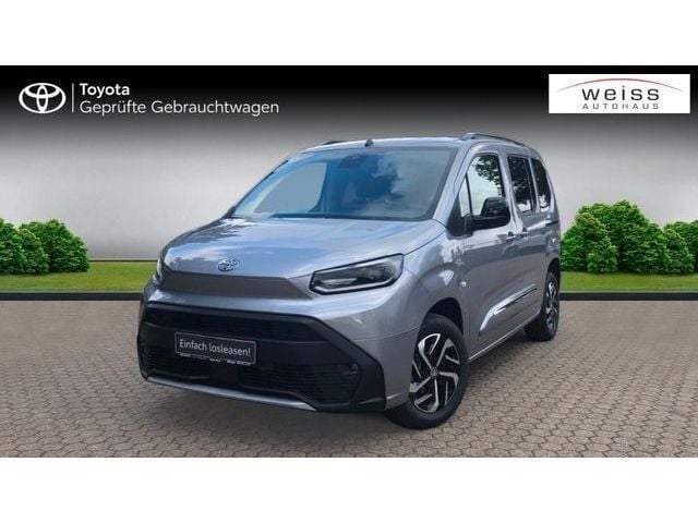 Silber Gebraucht 2025 Toyota Proace Verso City Kombi | 38.990 € (Etwas zu teuer) - Bild 1/4