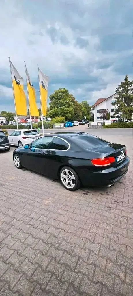 Gebraucht BMW 325 218 PS (160 kW) 2007 Schwarz Coupé