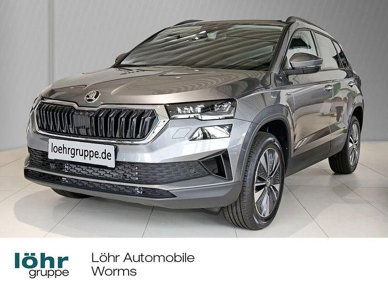 Graphitegrau metallic Neu 2025 Skoda Karoq Tour SUV | 39.850 € (Teuer) - Bild 1/4