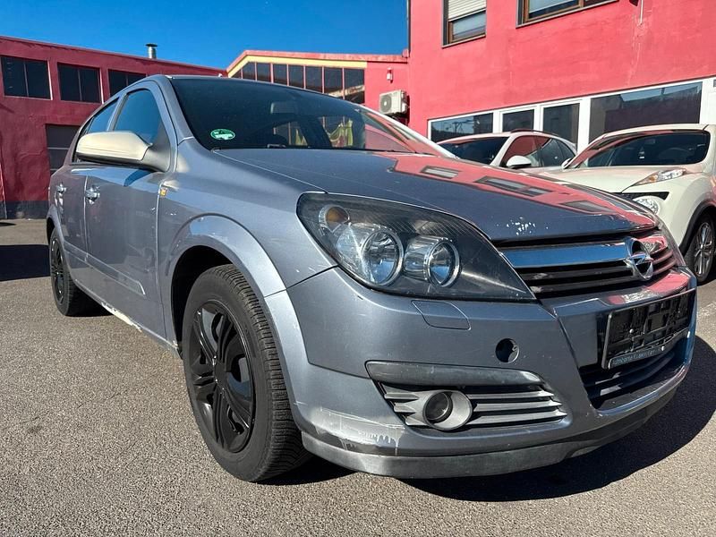 Gebraucht Opel Astra 105 PS (77 kW) 2005 Grau Limousine