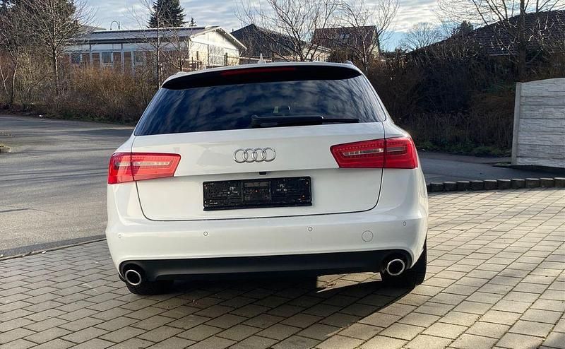 Gebraucht Audi A6 Ambiente 204 PS (150 kW) 2014 Weiß Kombi