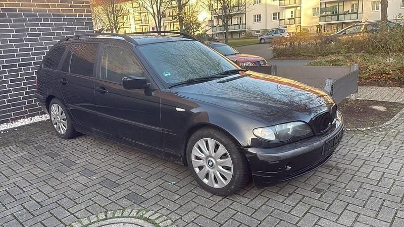Schwarz Gebraucht 2004 BMW 318 Kombi | 1.500 € (Superpreis) - Bild 1/4