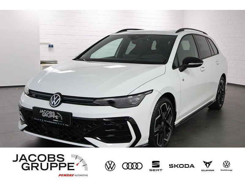 Weiß Gebraucht 2025 VW Golf VIII Style Kombi | 31.780 € (Fairer Preis) - Bild 1/4