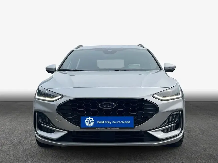 Gebraucht Ford Focus ST-Line X 155 PS (114 kW) 2024 Silber Limousine