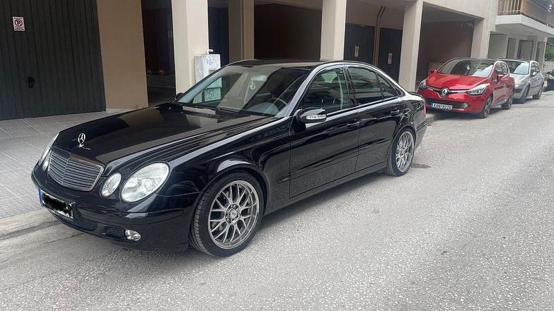 Gebraucht Mercedes E200 Classic 163 PS (119 kW) 2004 Schwarz Limousine