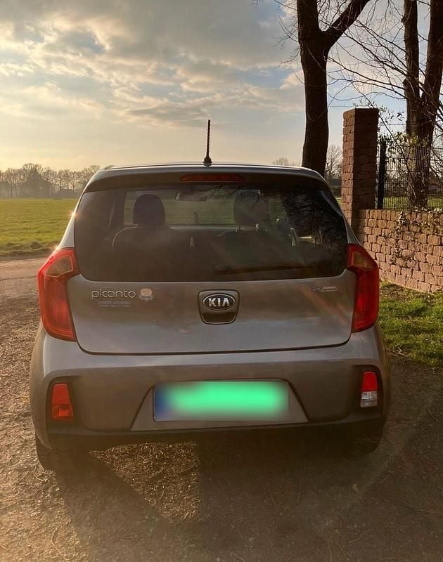 Gebraucht Kia Picanto 67 PS (49 kW) 2016 Grau Kleinwagen