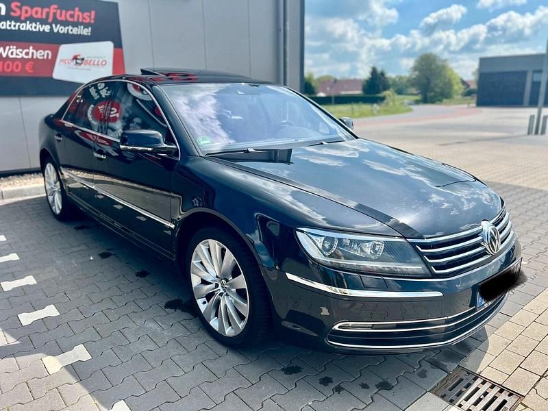 Second-hand VW Phaeton 245 CP (180 kW) 2015 Negru Berlinǎ
