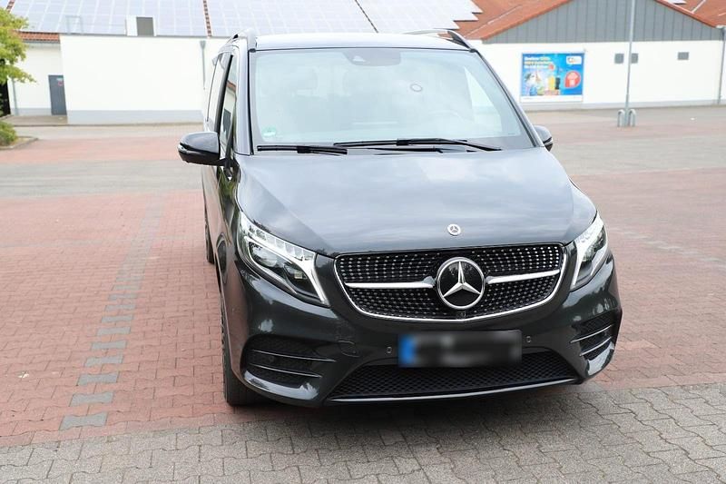 Gebraucht Mercedes V300 Exclusive 237 PS (174 kW) 2021 Schwarz Van / Kleinbus